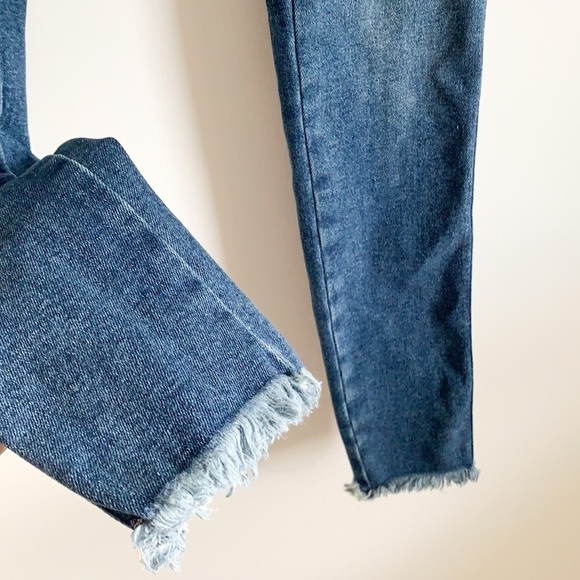 NWT! Free People Frayed Hem Skinny Jeans 26 - Picture 3 of 9